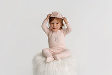 Load image into Gallery viewer, Graphic Girl Footie- Pink