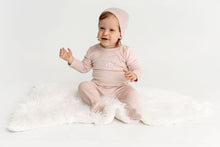 Load image into Gallery viewer, Velour Graphic Cloud Footie- Pink