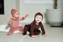 Load image into Gallery viewer, Logo Velour Footie-Brown/Blue