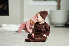 Load image into Gallery viewer, Logo Velour Footie-Brown/Blue