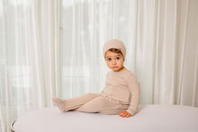 Load image into Gallery viewer, Ribbed Pocket Footie- Taupe